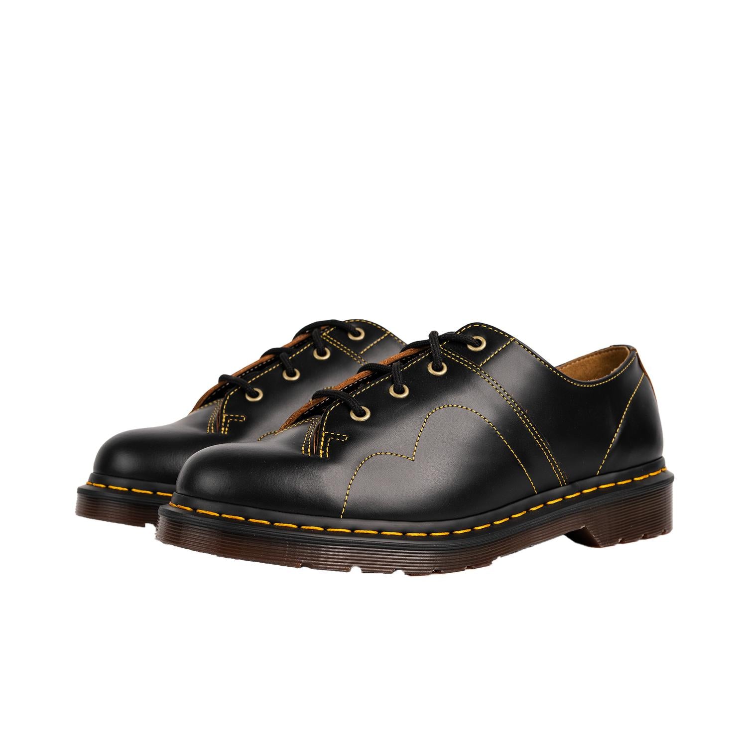 Dr. Martens Men's Church Shoe in black - men's shoe - detail view