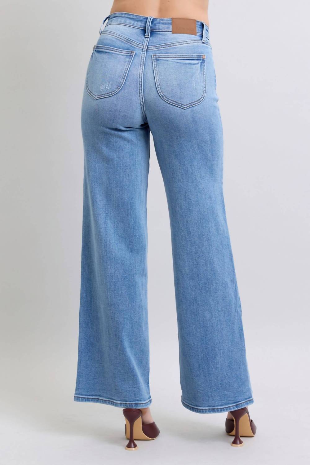 Judy Blue Goldie Vintage Wide Leg Jean in blue - women's jeans - detail view