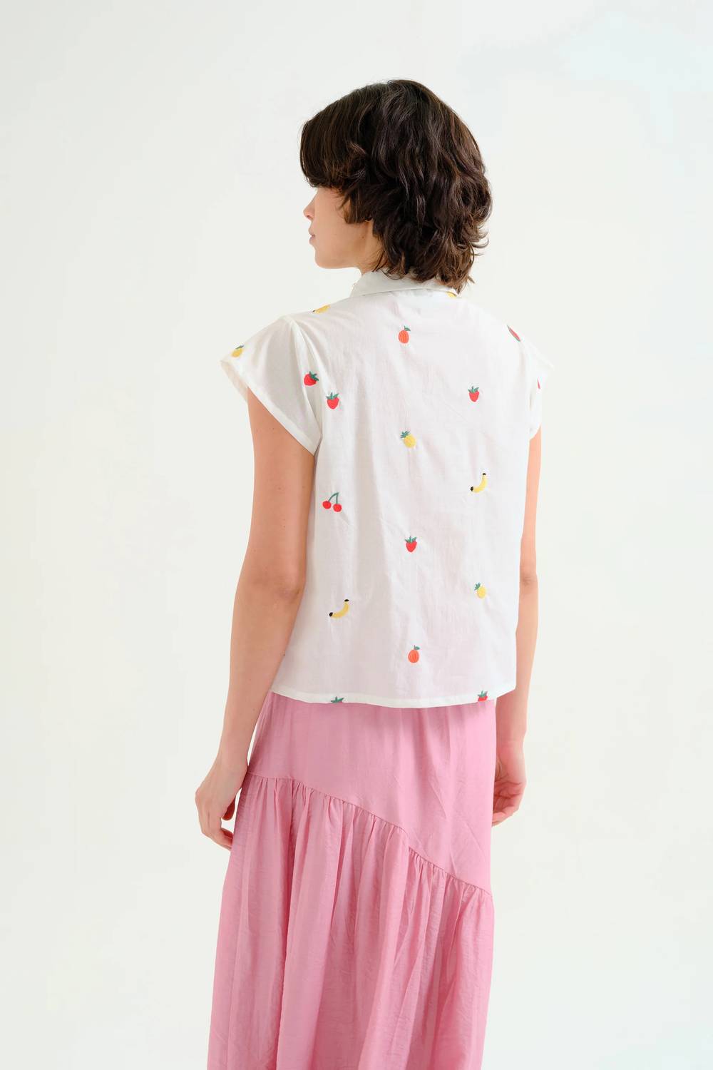 Compania Fantastica - Embroidered All Over Print Fruit Shirt
