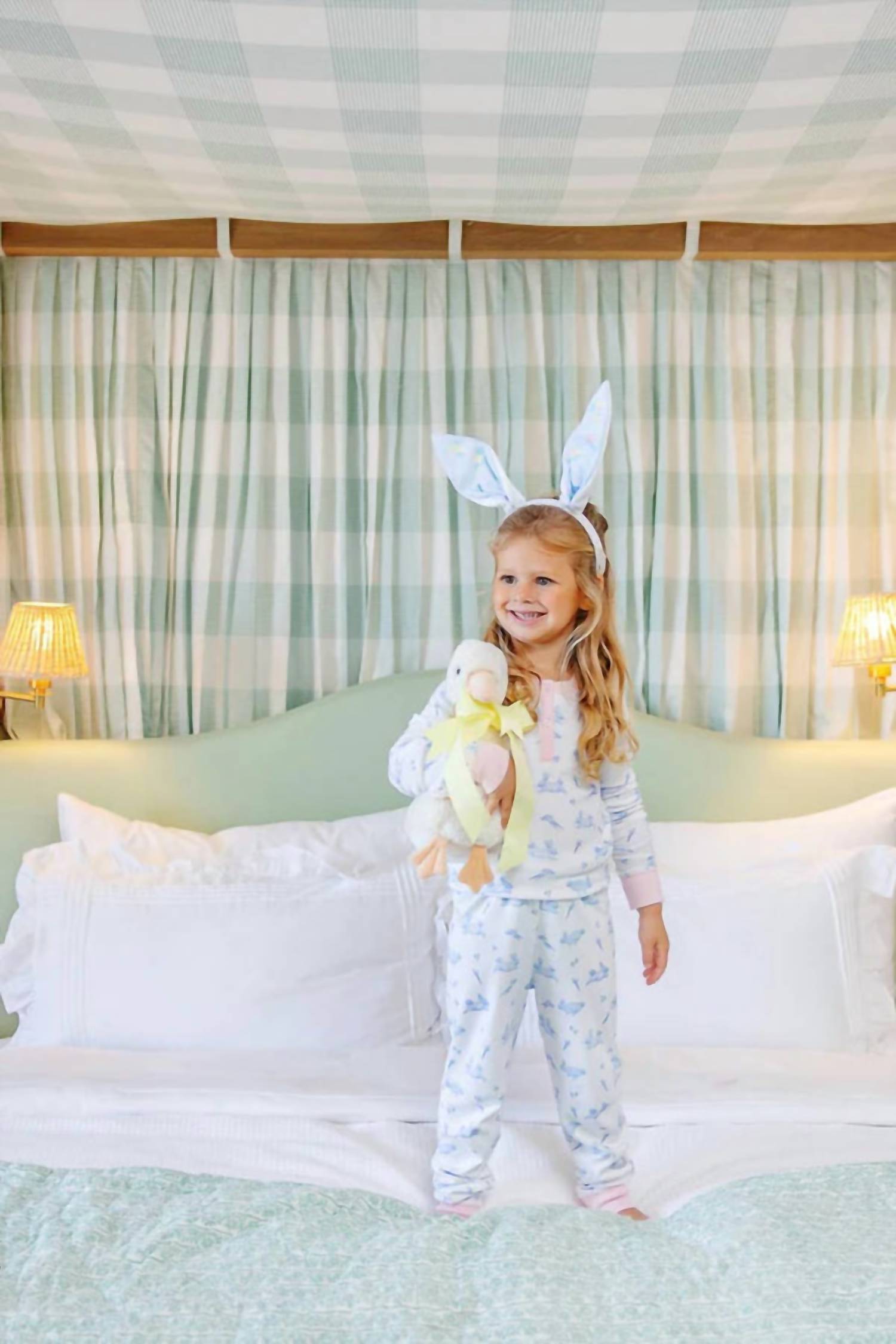 The Beaufort Bonnet Company - Girl's Easter Sara Jane's Sweet Dream Set