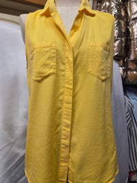 Velvet Heart - Women's Sleeveless Button Up Shirt