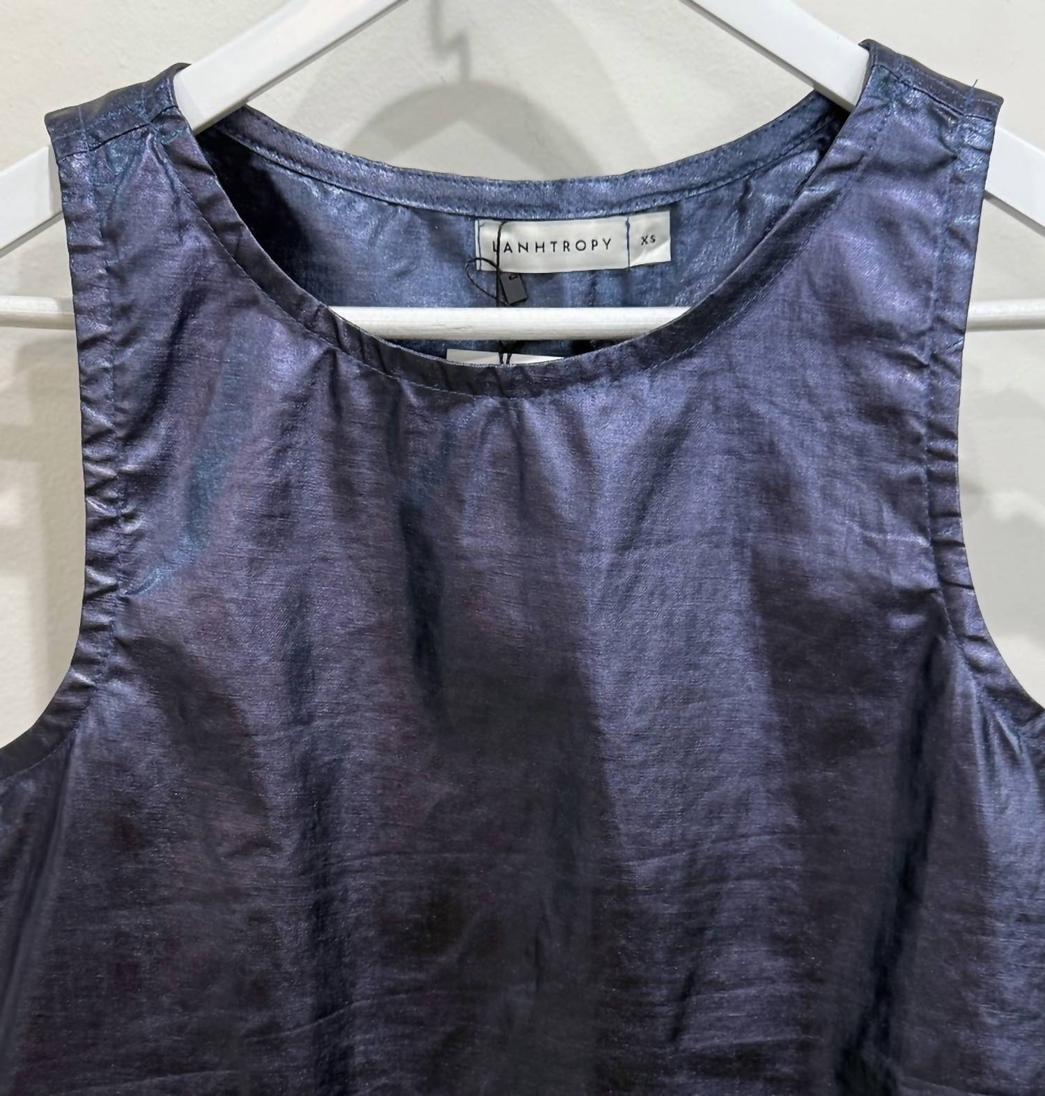 Lanhtropy - Women's Yves Top