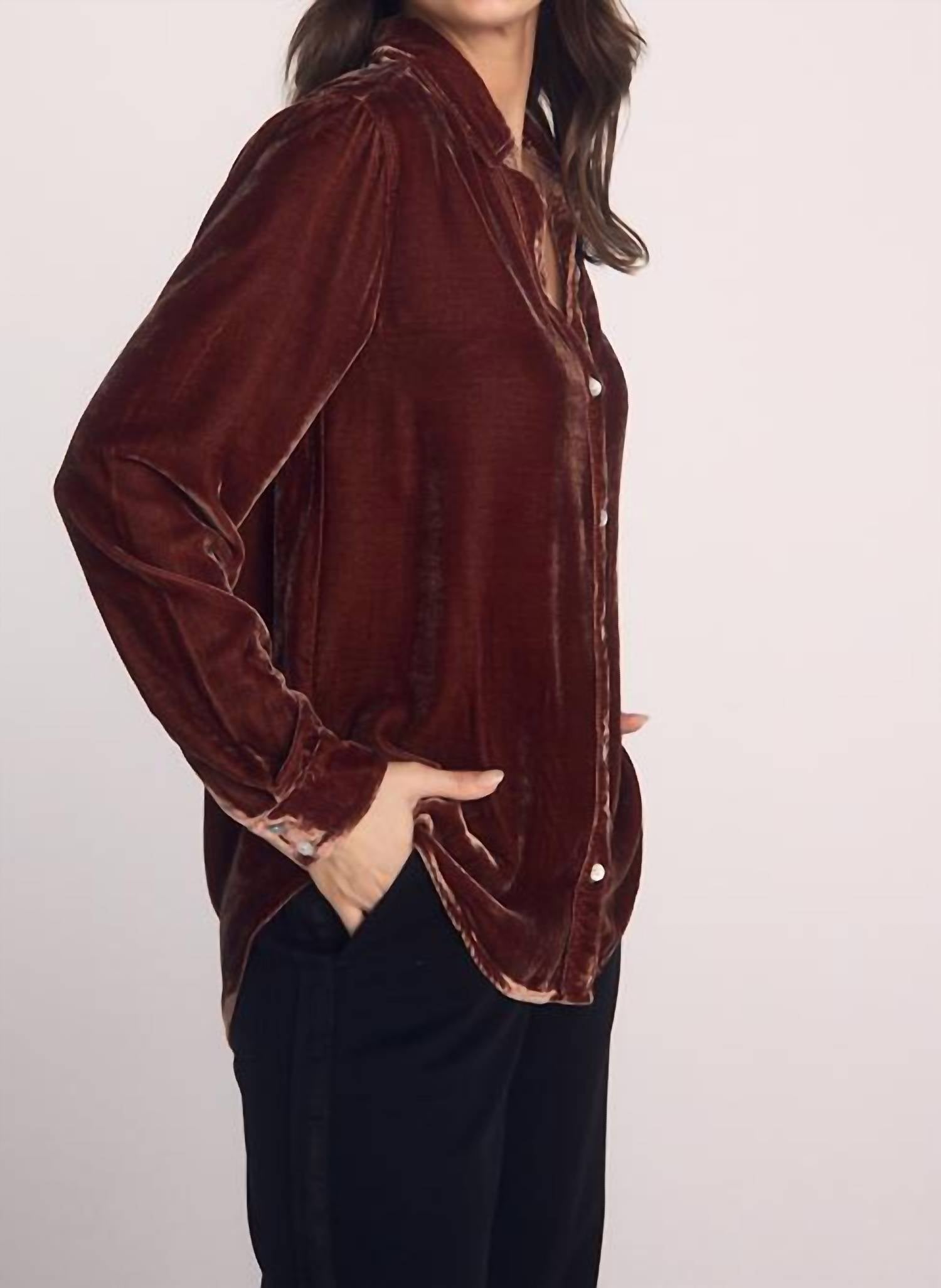 Bella Dahl Long Sleeve Classic Shirt in amber honey - women's long sleeve top - detail view