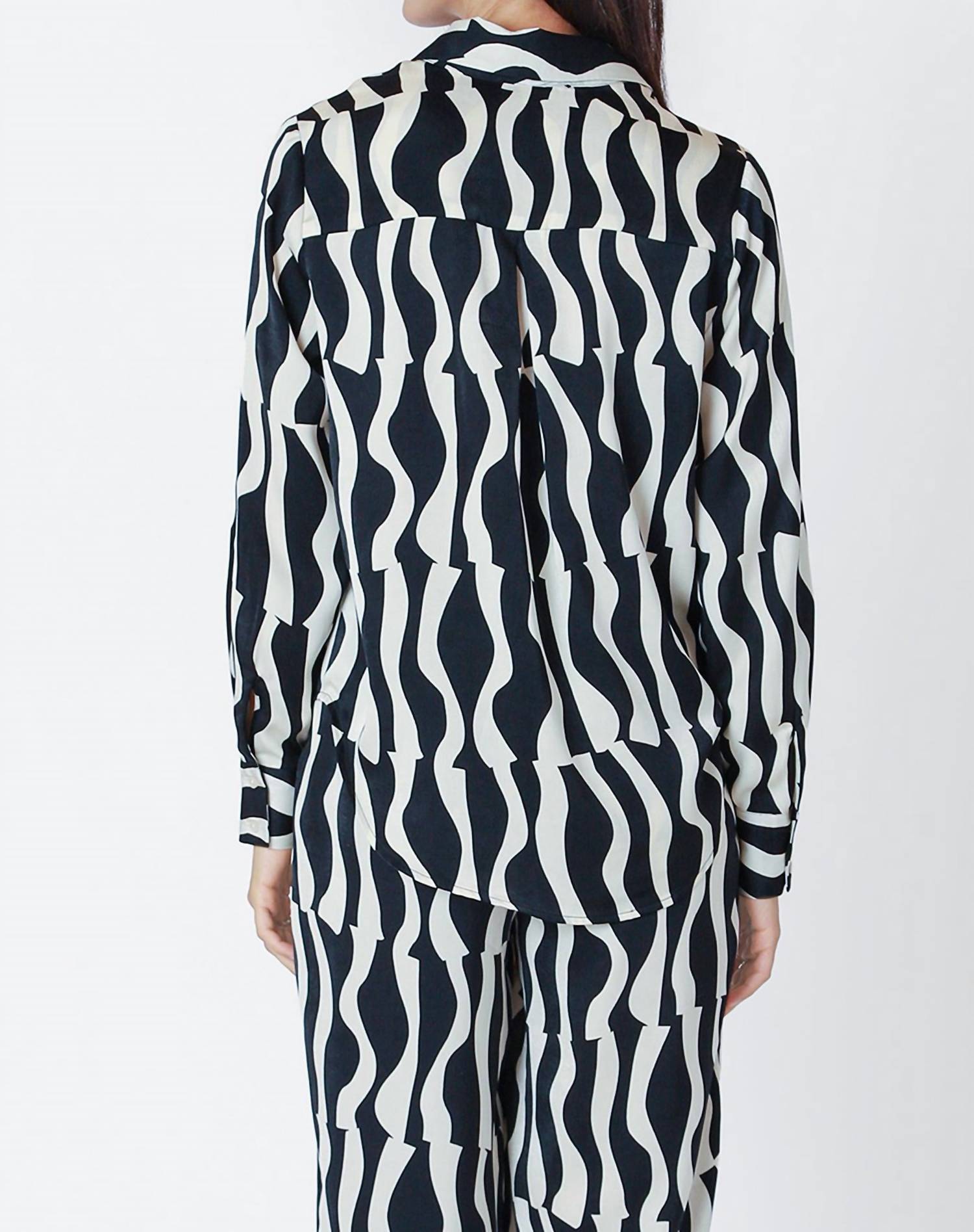 Dex - Wave Satin Blouse