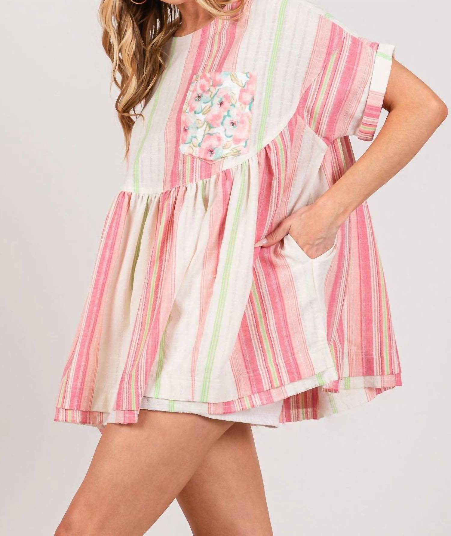 Sage+Fig - In My Mind Babydoll Short Sleeve Top