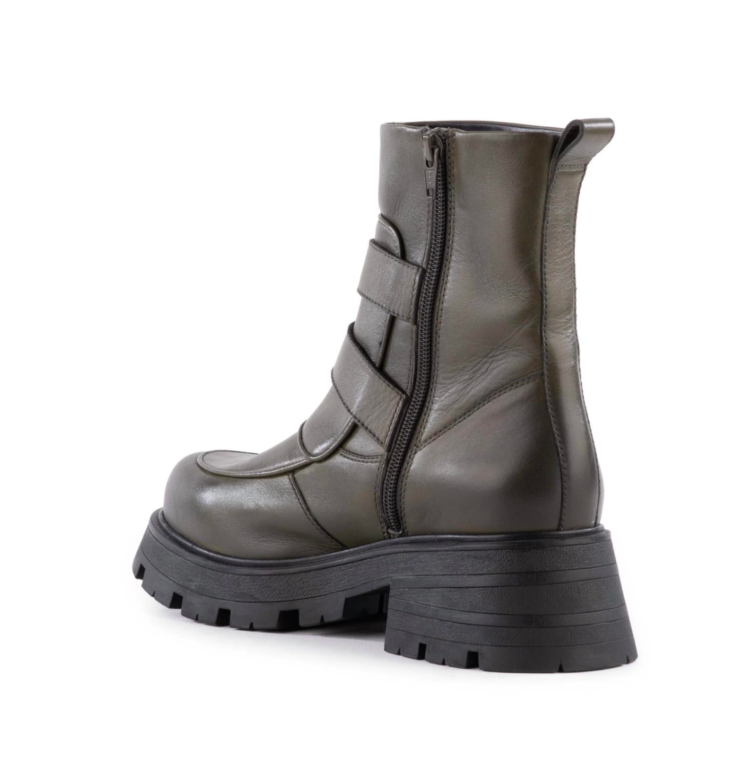 Seychelles - Women's Chasin' You Boots