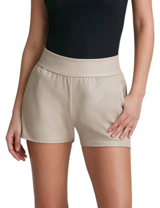 Commando - Faux Leather Relaxed Short