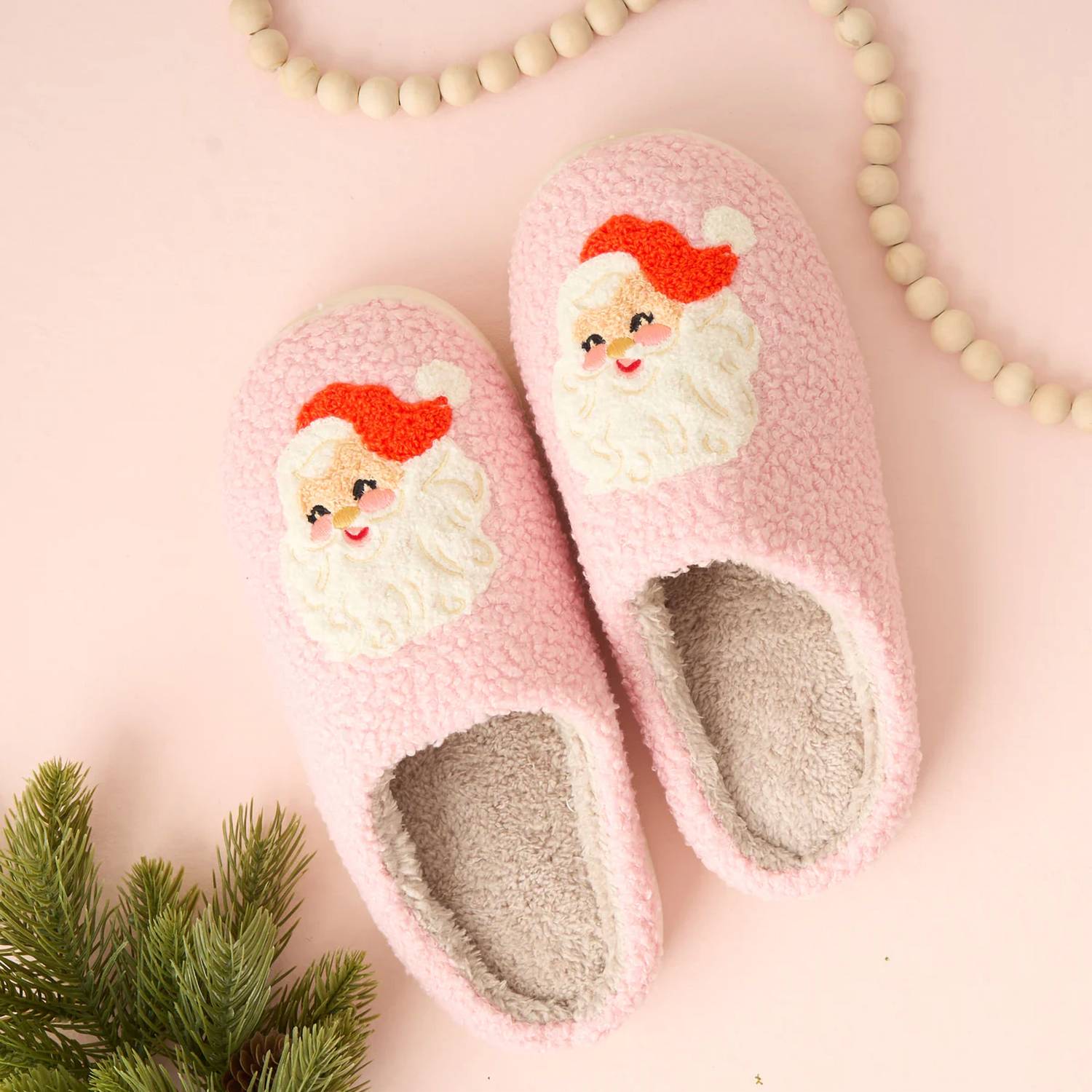 The Darling Effect - Girl's Santa Fuzzy Slippers