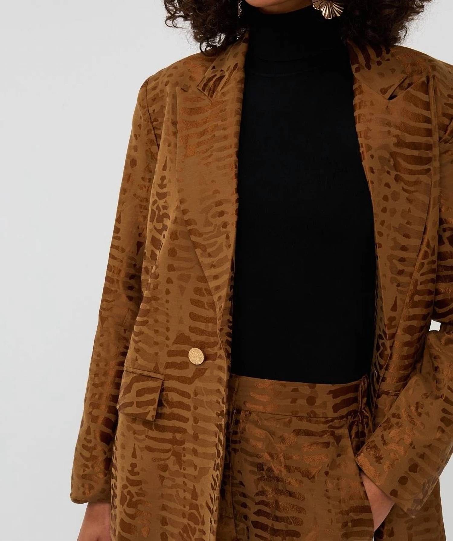 Esqualo - Women's Animal Jacquard Blazer
