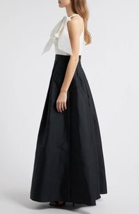 Eliza J - Bow Crystal Mikadoballgown