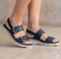 Laurevan - Women's La Plume Chrisa Sandal