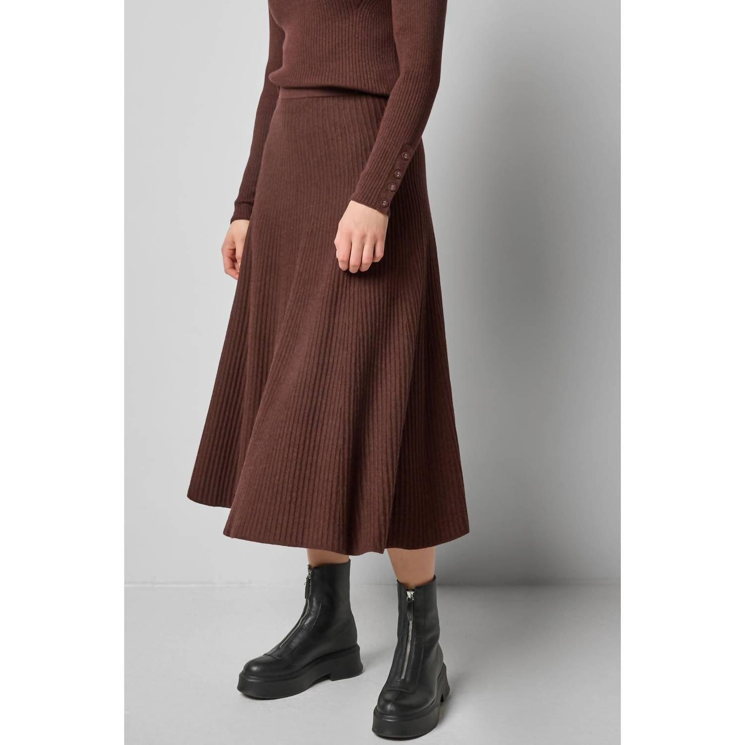 Lilla P - Flared Midi Knit Skirt
