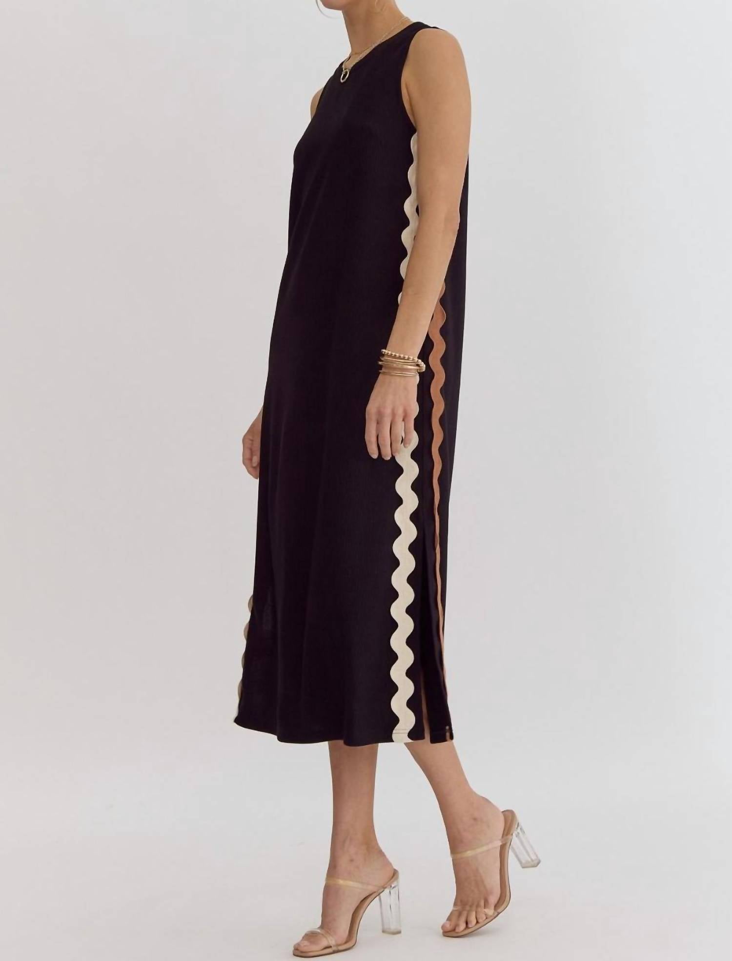 Entro - Missing You Midi Dress