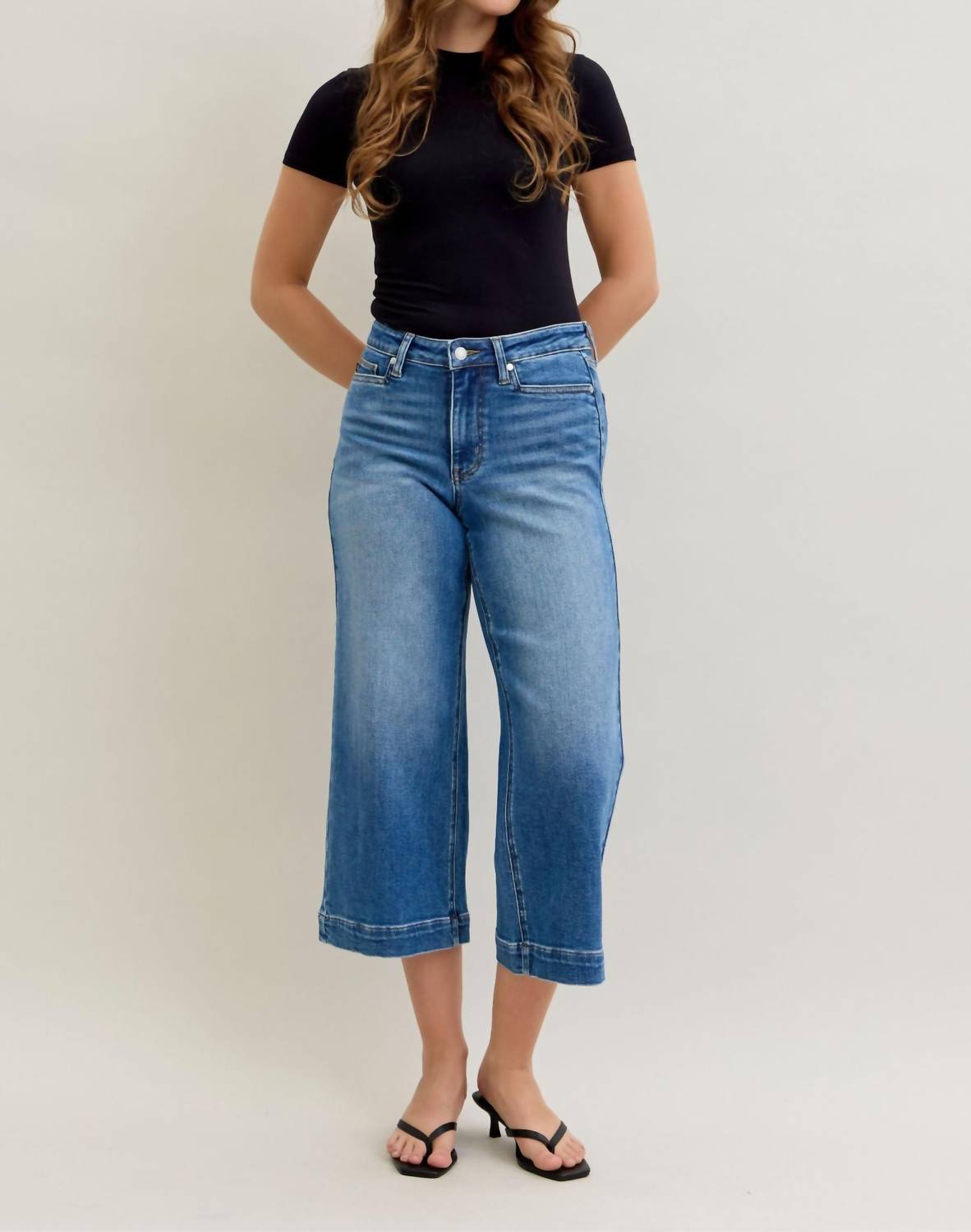 Judy Blue - Wide Crop Denim Jeans