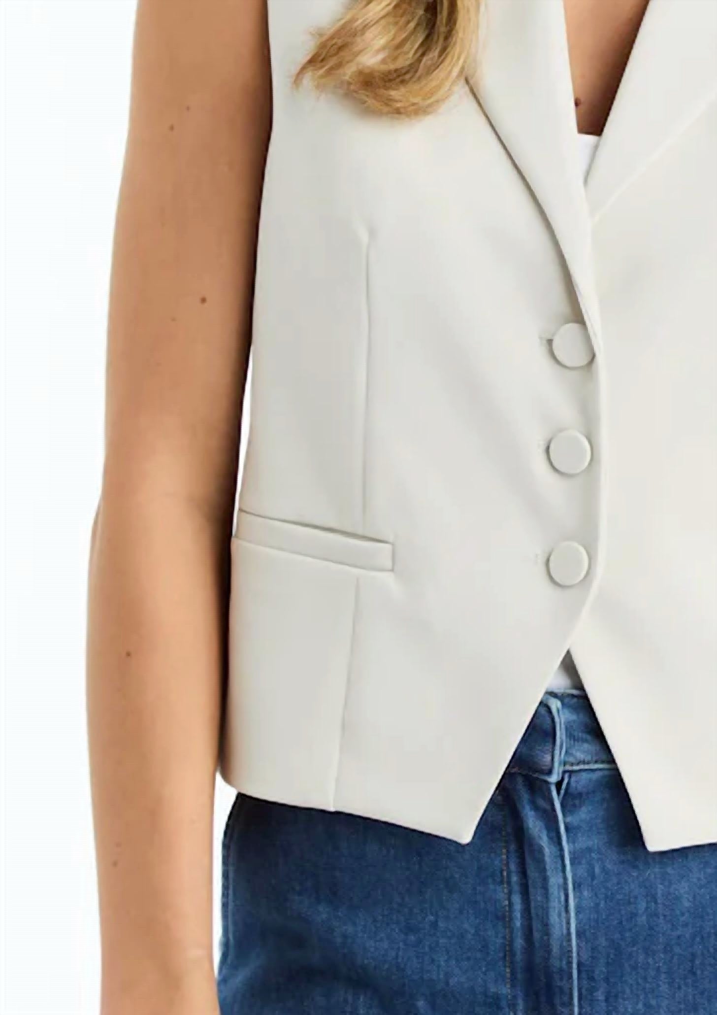DREW Juni Vest in stone - women's jacket - detail view
