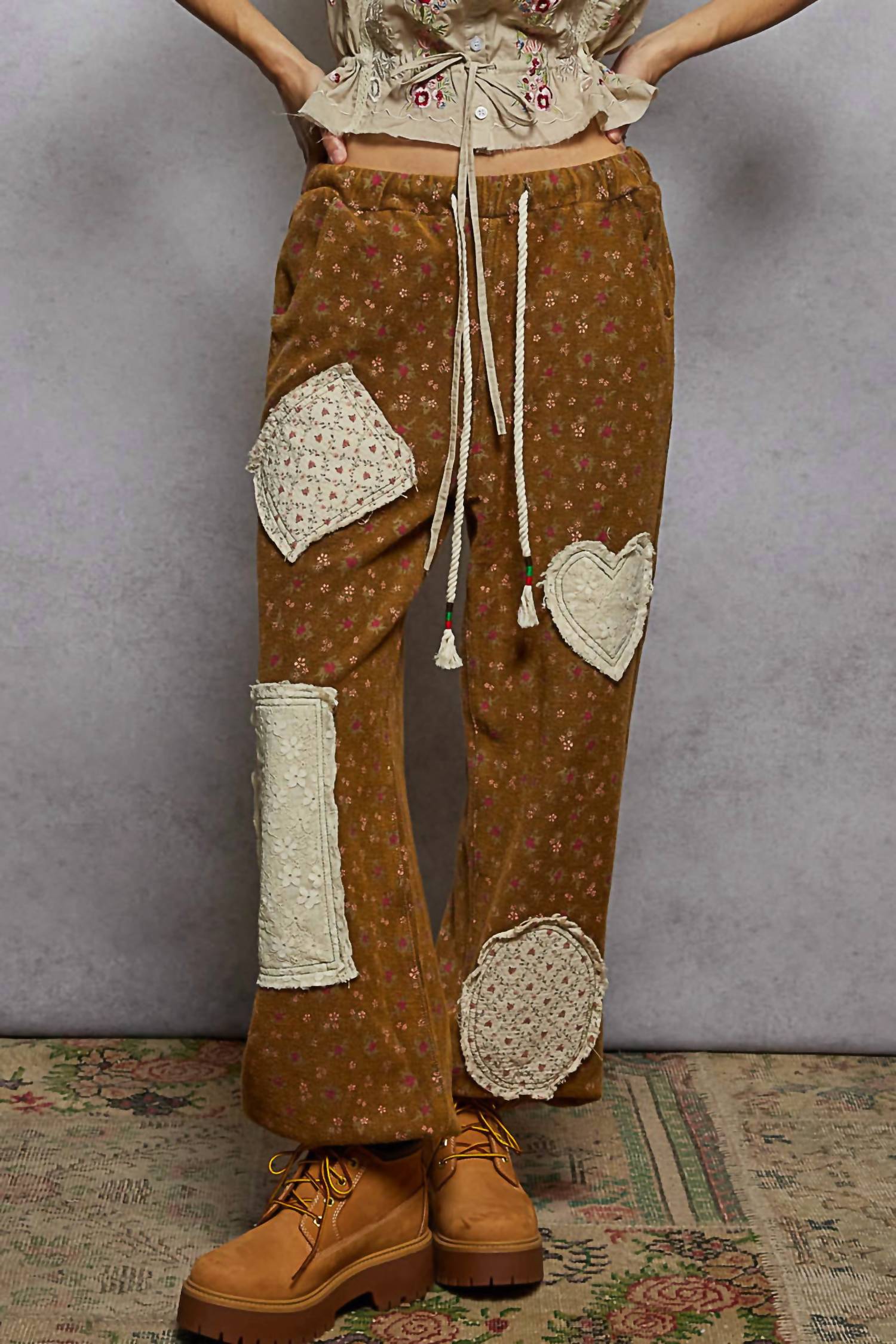 POL Relaxed Floral Joggers in ochre - women's pants - detail view