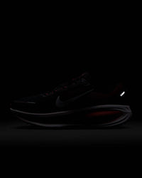 Nike - Men's Vomero 18 Road Running Shoes