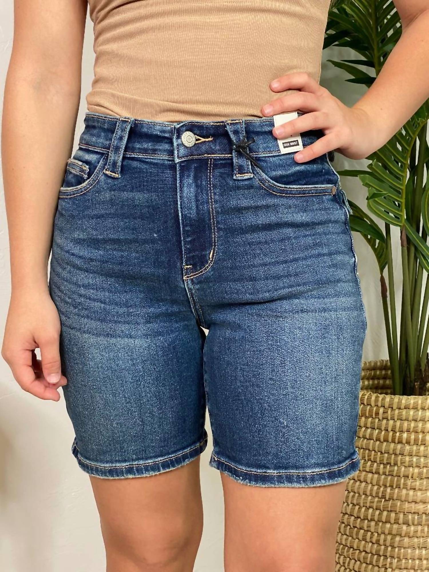 Judy Blue - Dark Bermuda Shorts