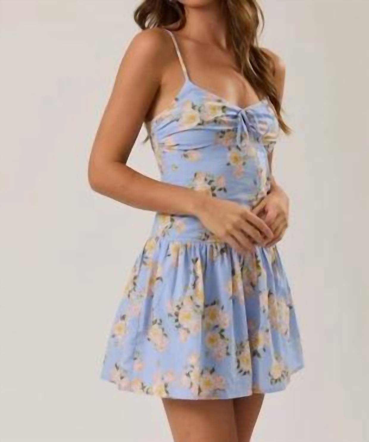 Le Lis - Spaghetti Strap Drop Waisted Floral Romper
