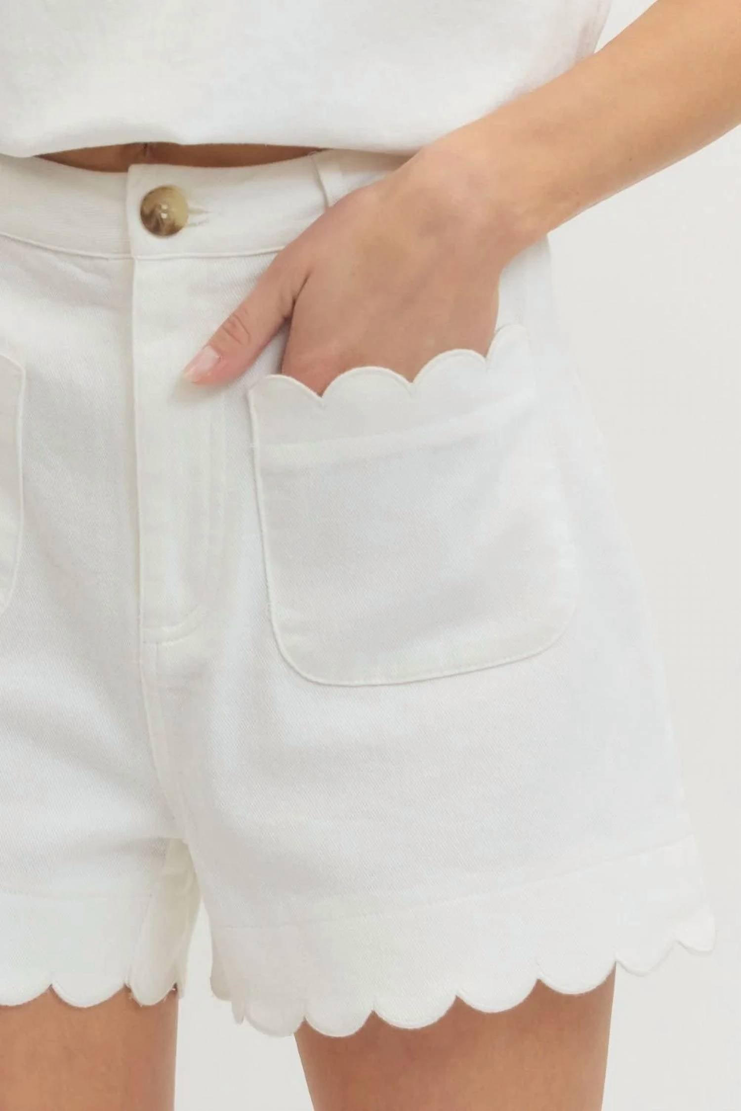 Entro - Scallop Shorts