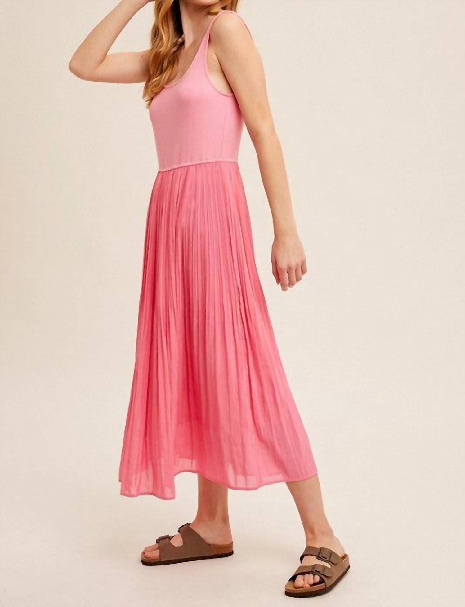 Hem & Thread - Sleeveless Midi Dress