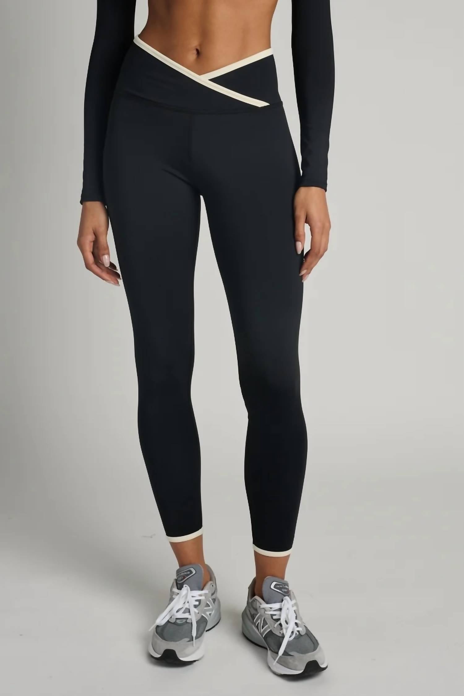 Strut This - Rae Ankle Legging