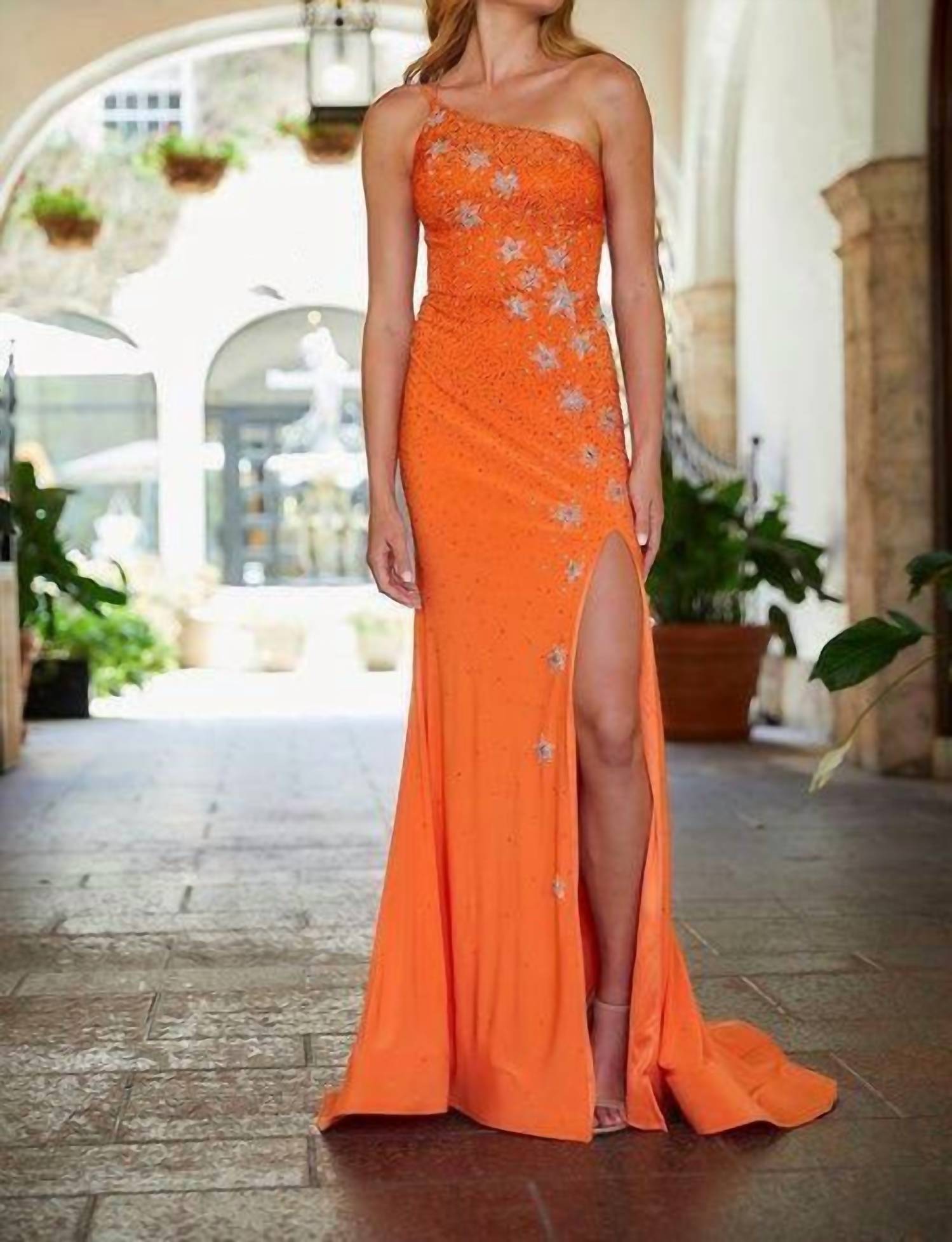 Amarra - Teressa Gown
