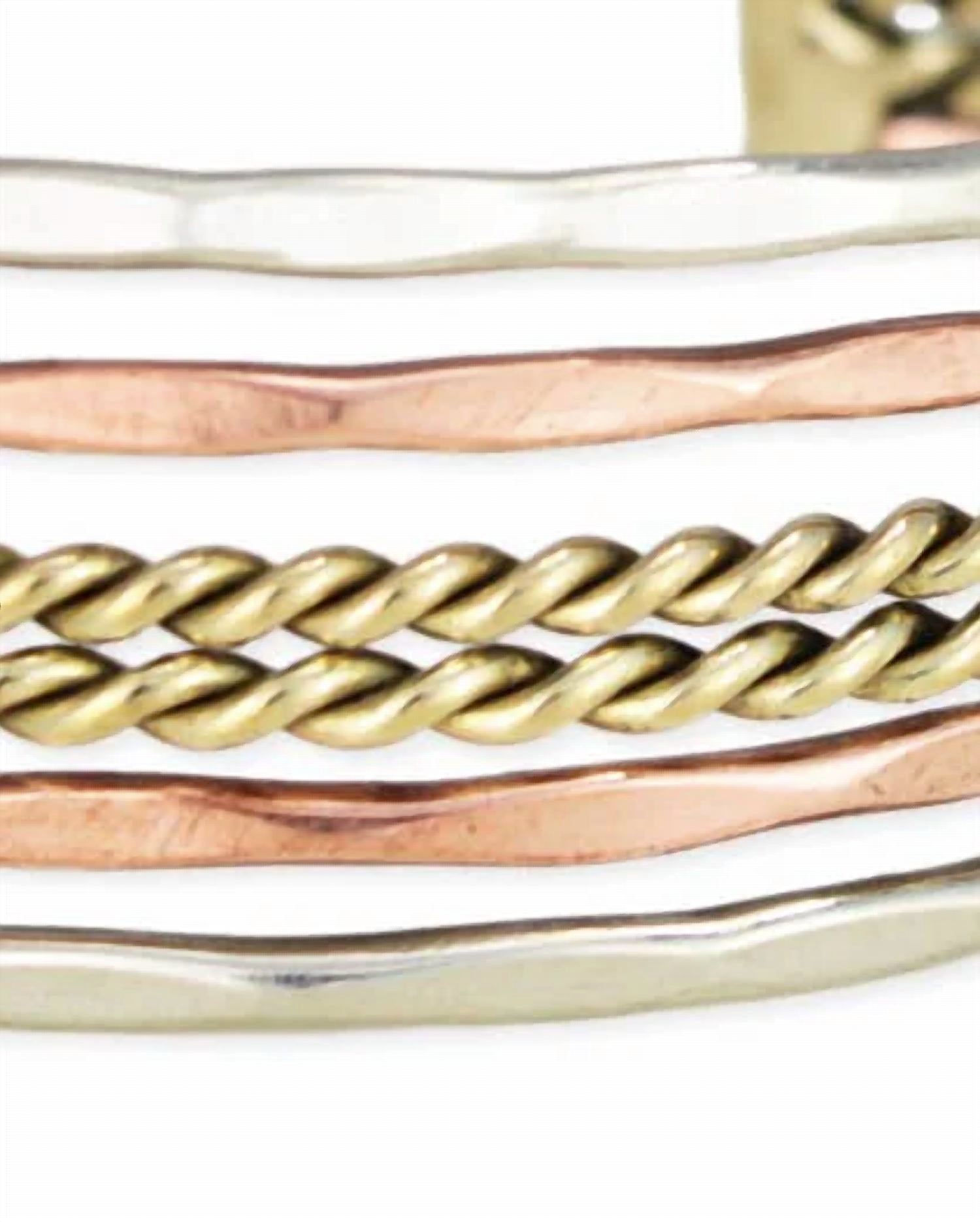 Zad - Women's Hammered Twisted Lines Cuff Bracelet