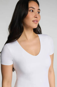 Spanx - Smooth Jersey V-neck Tee