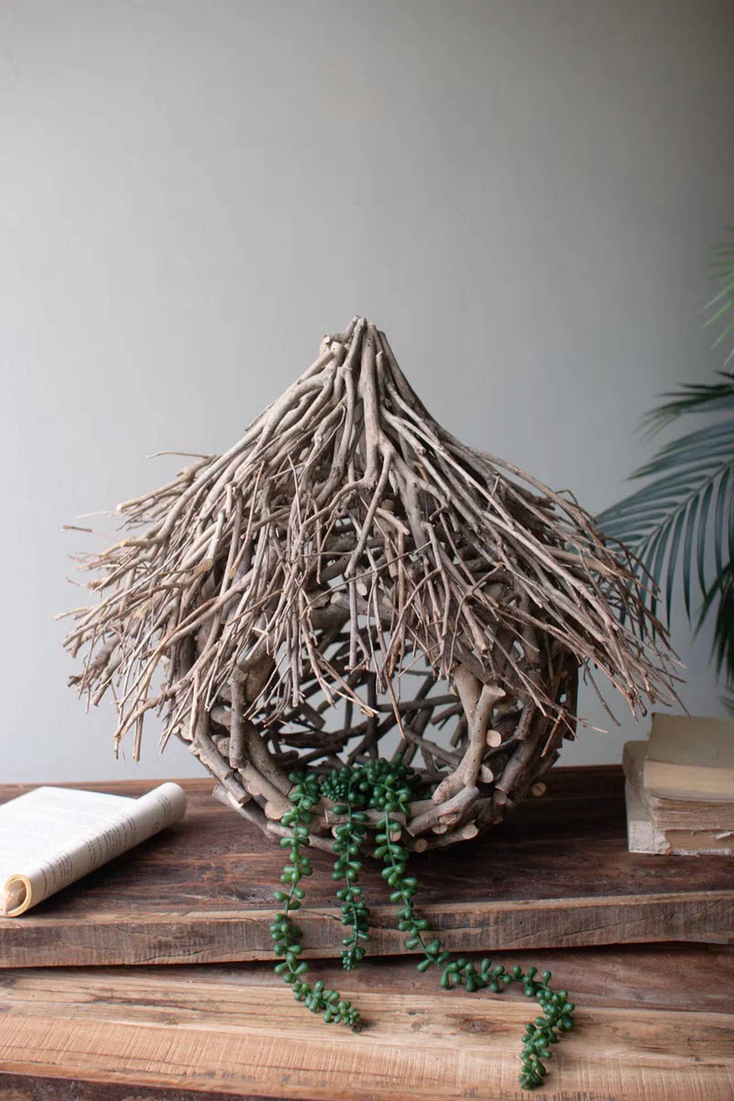 Kalalou - Rustic Hanging Tea Twig Birdhouse