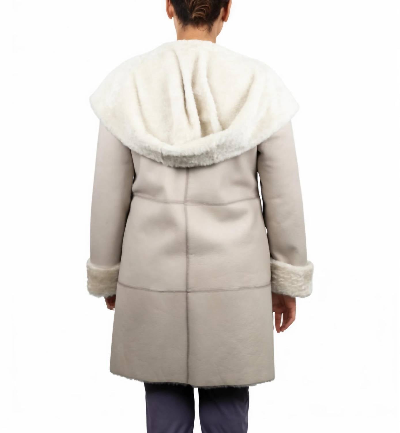 Lusso Beni - Node Coat