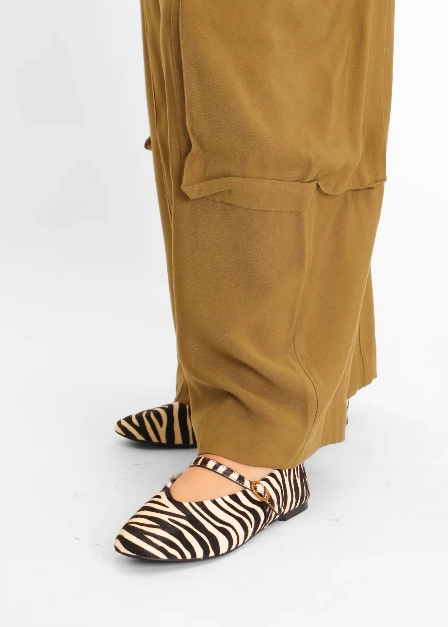 Intentionally Blank - Women's Larisa Calf Hair Mary Jane Flat