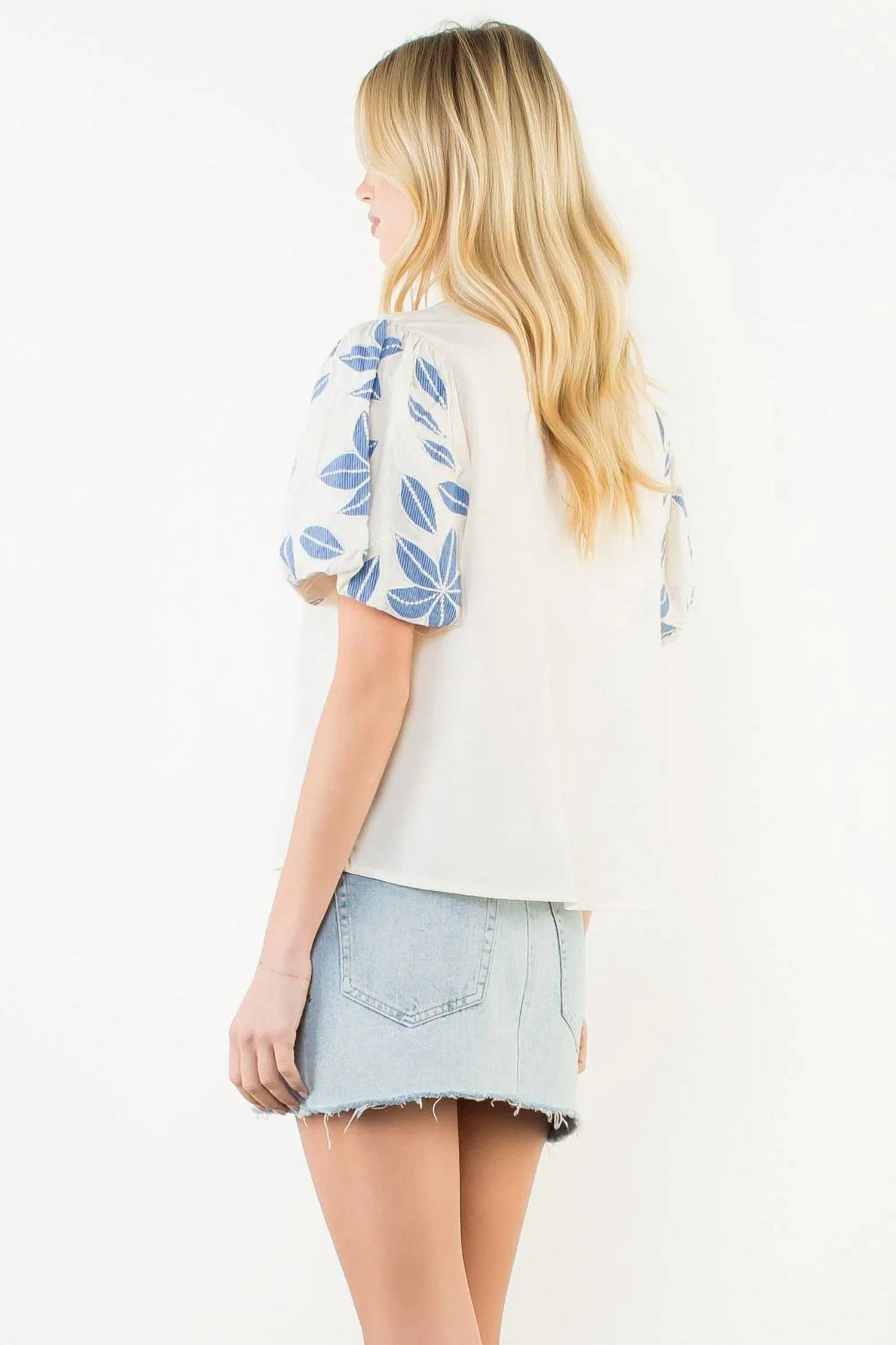 Thml - Puff Sleeve Embroidery V-neck Top