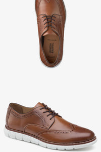Johnston & Murphy - Men's Holden Wingtip Shoes