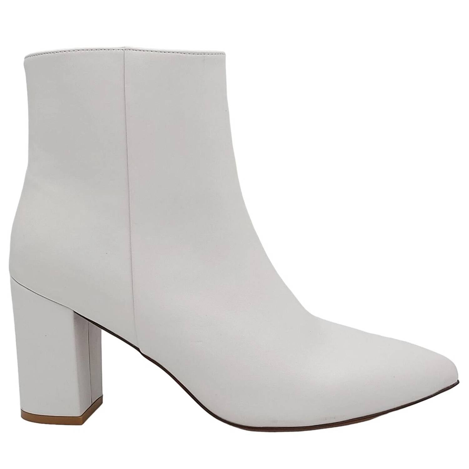 Smash Shoes Women's Chiku Chunky Heel Pointed Toe Boots in white - women's shoe - detail view