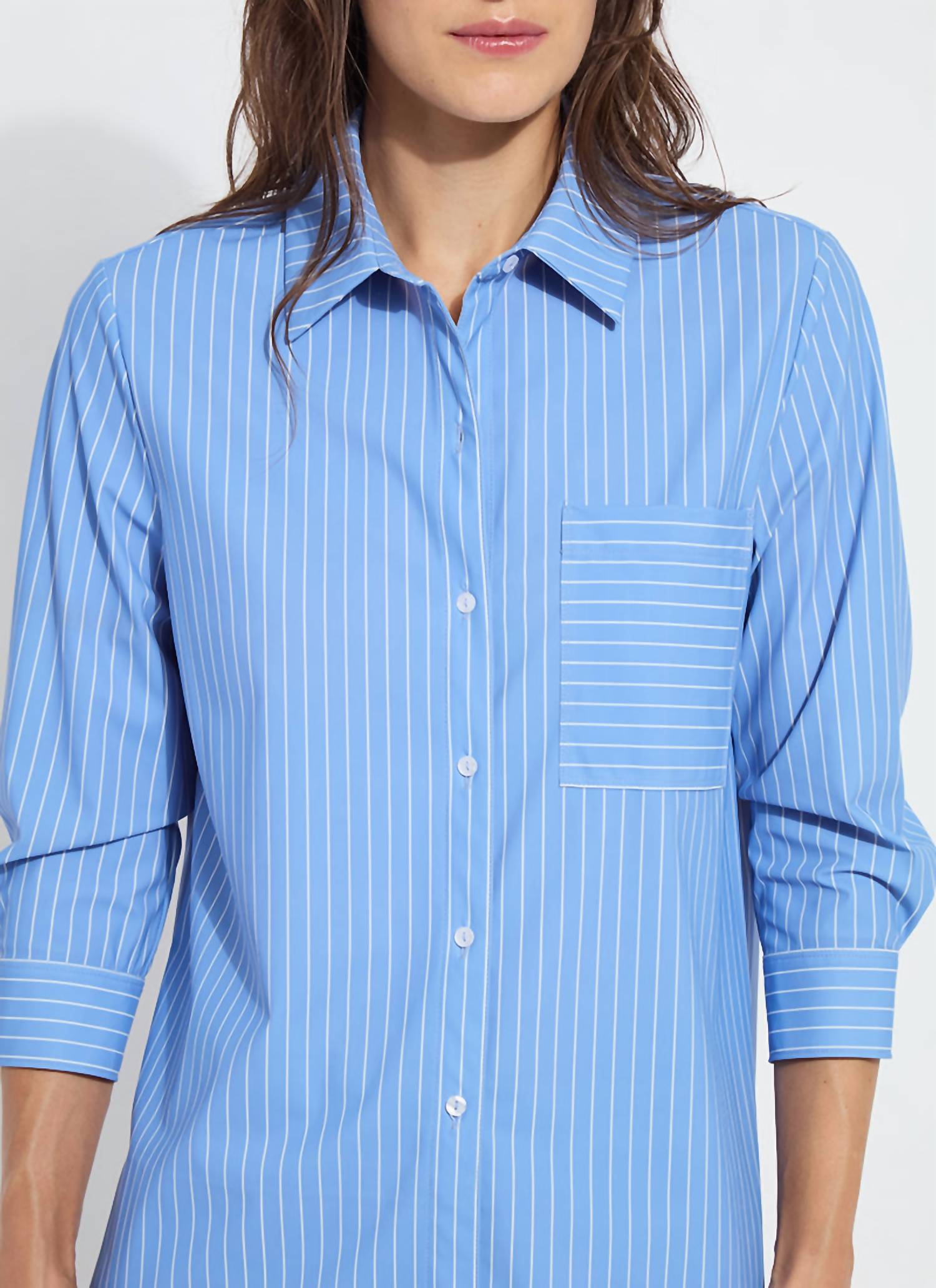 Lysse - 3/4 Sleeve Cropped Schiffler Shirt