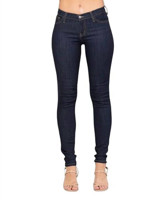 Judy Blue - Dark Wash Mid Rise Skinny Jeans