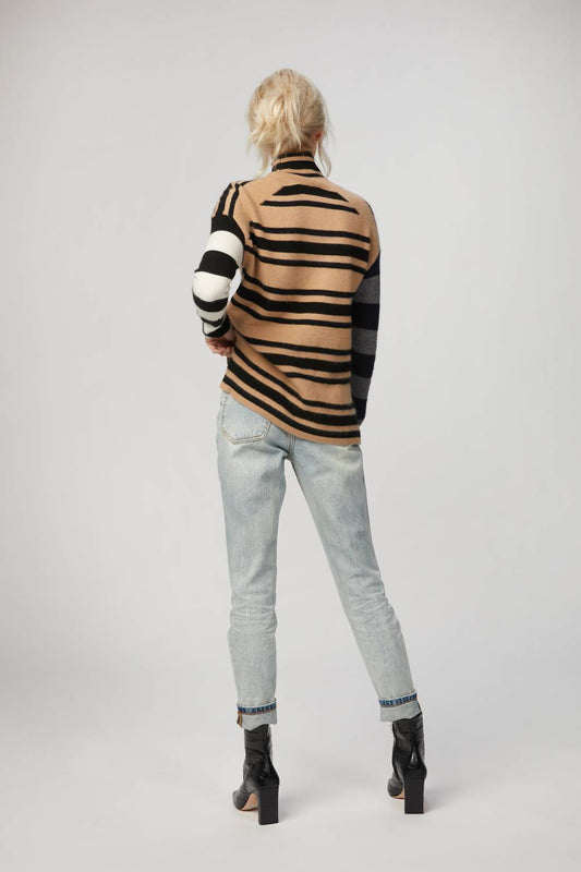 HI-LO TURTLENECK PULLOVER