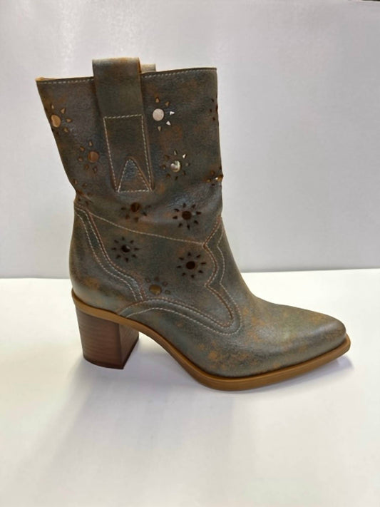 TONYA HEELED BOOTS