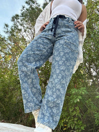 J.Nna - Floral Print Denim Fit Jeans - Plus