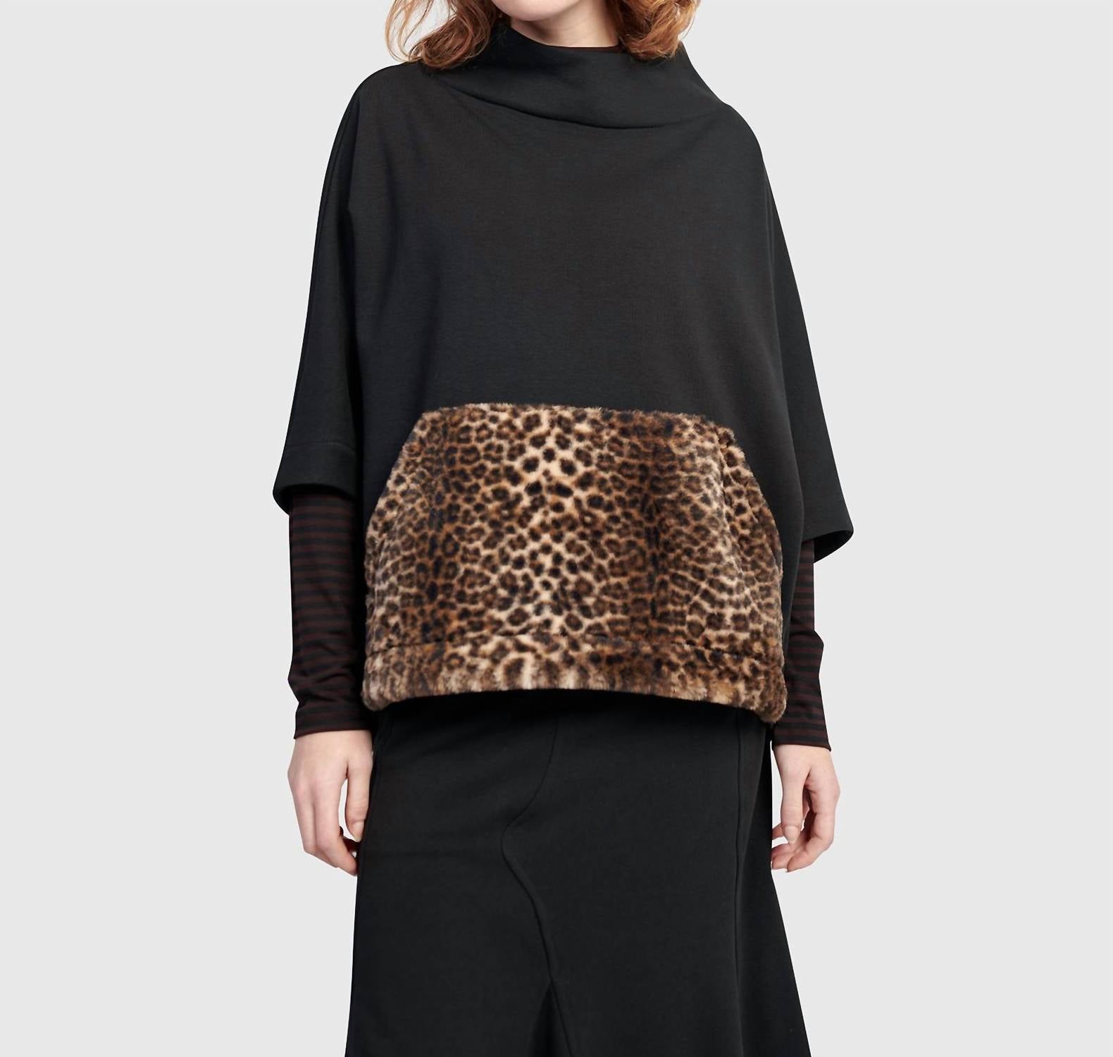 ALEMBIKA Urban Muff Pullover Top in black - women's top