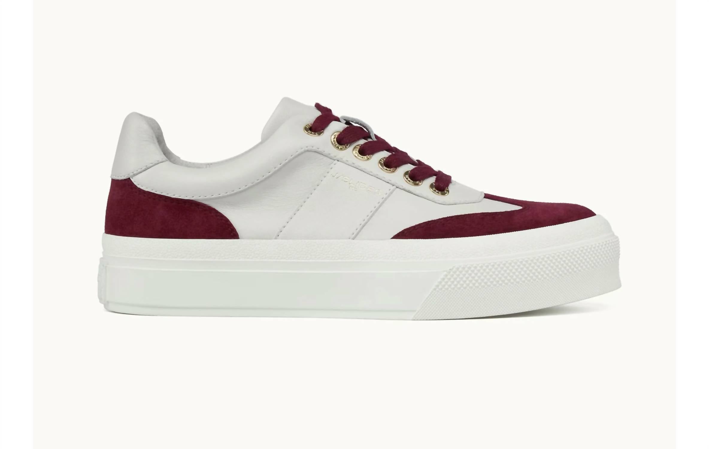 J/Slides - Women Gabbie Sneaker