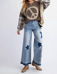 Easel - Peace Patch Top