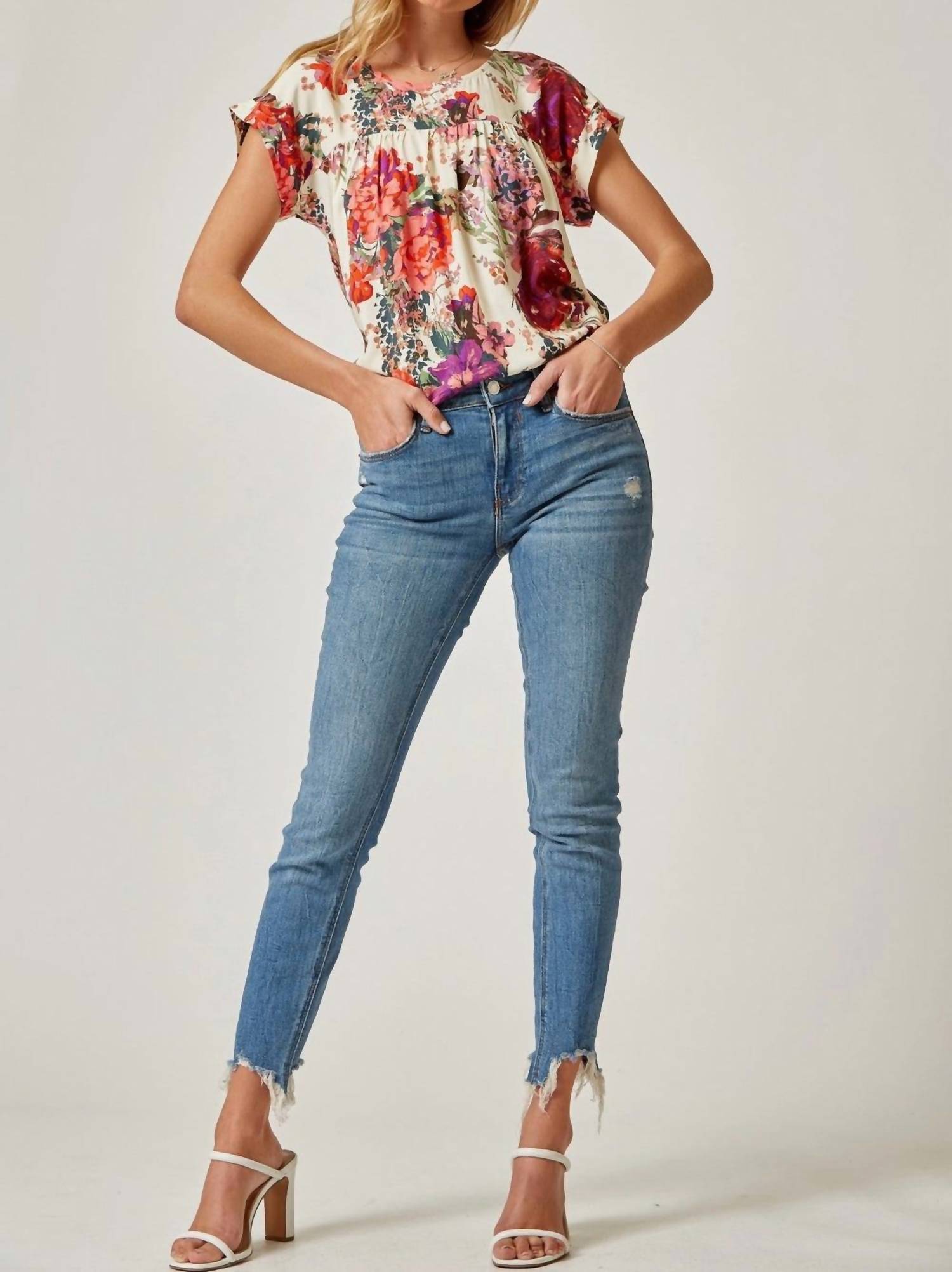 Andree By Unit - Floral Cap Sleeve Blouse