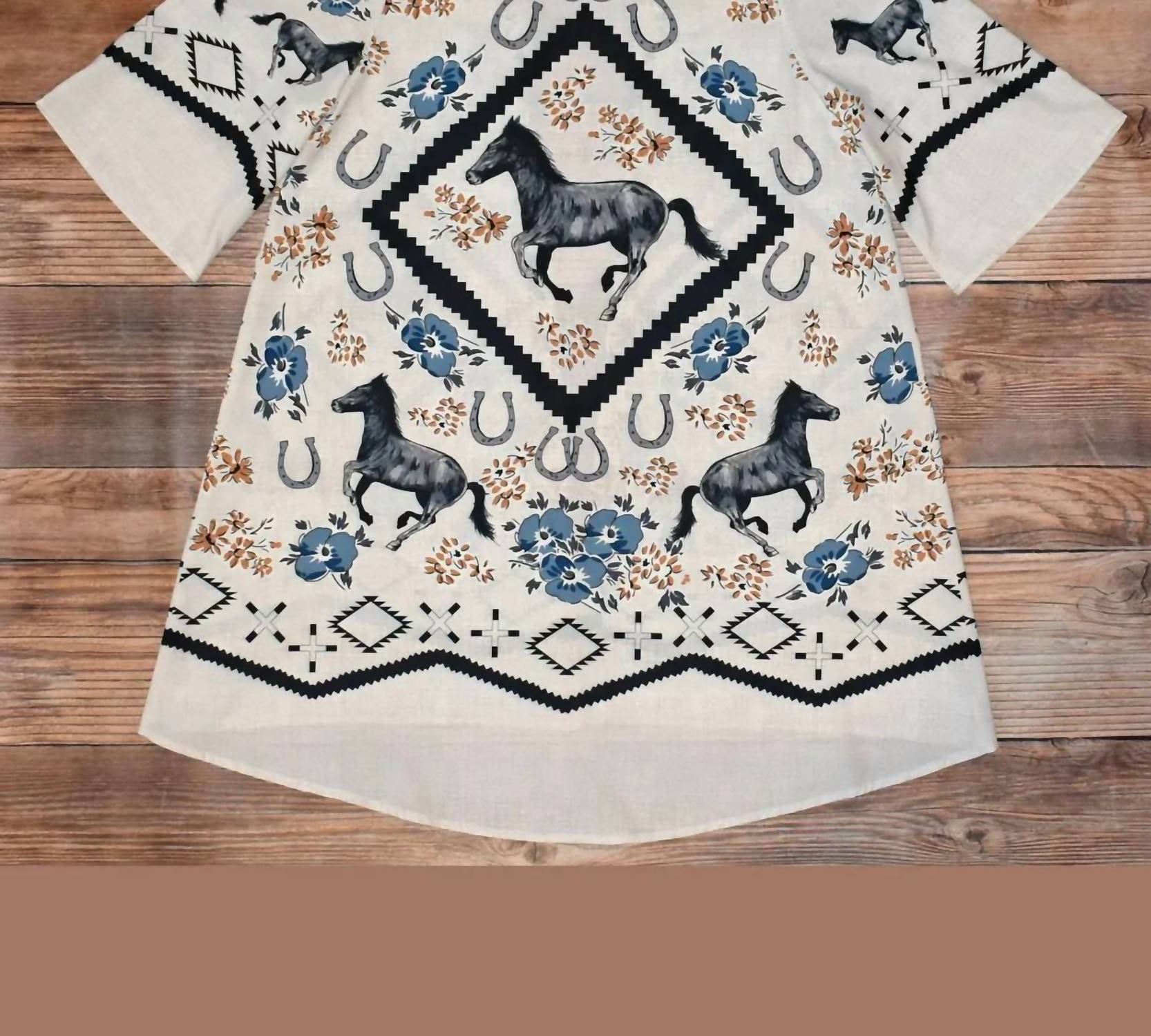 Tasha Polizzi - The Daphne Horse Duster