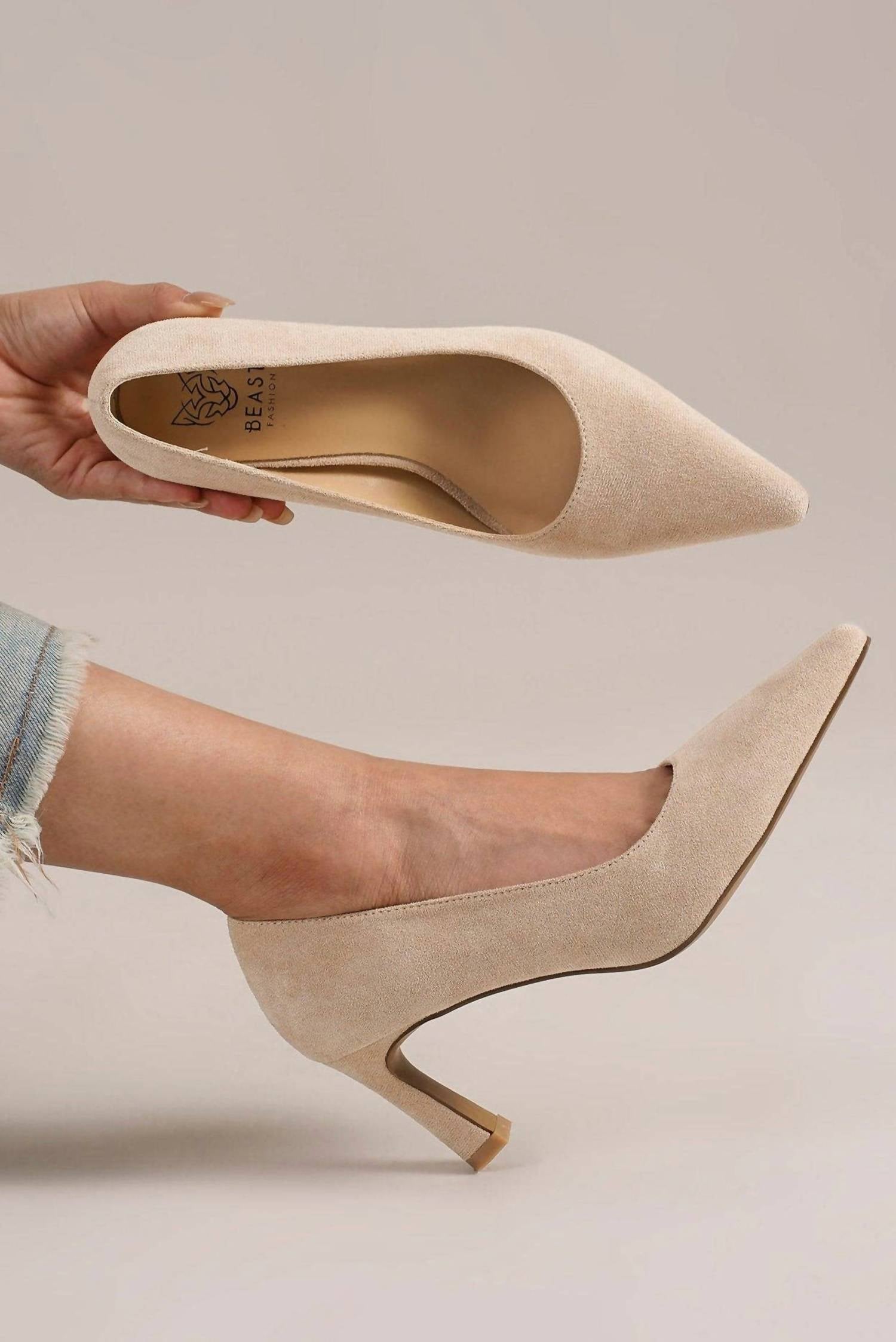 Beast Fashion - Women's Pointed-toe Mid-heel Pumps