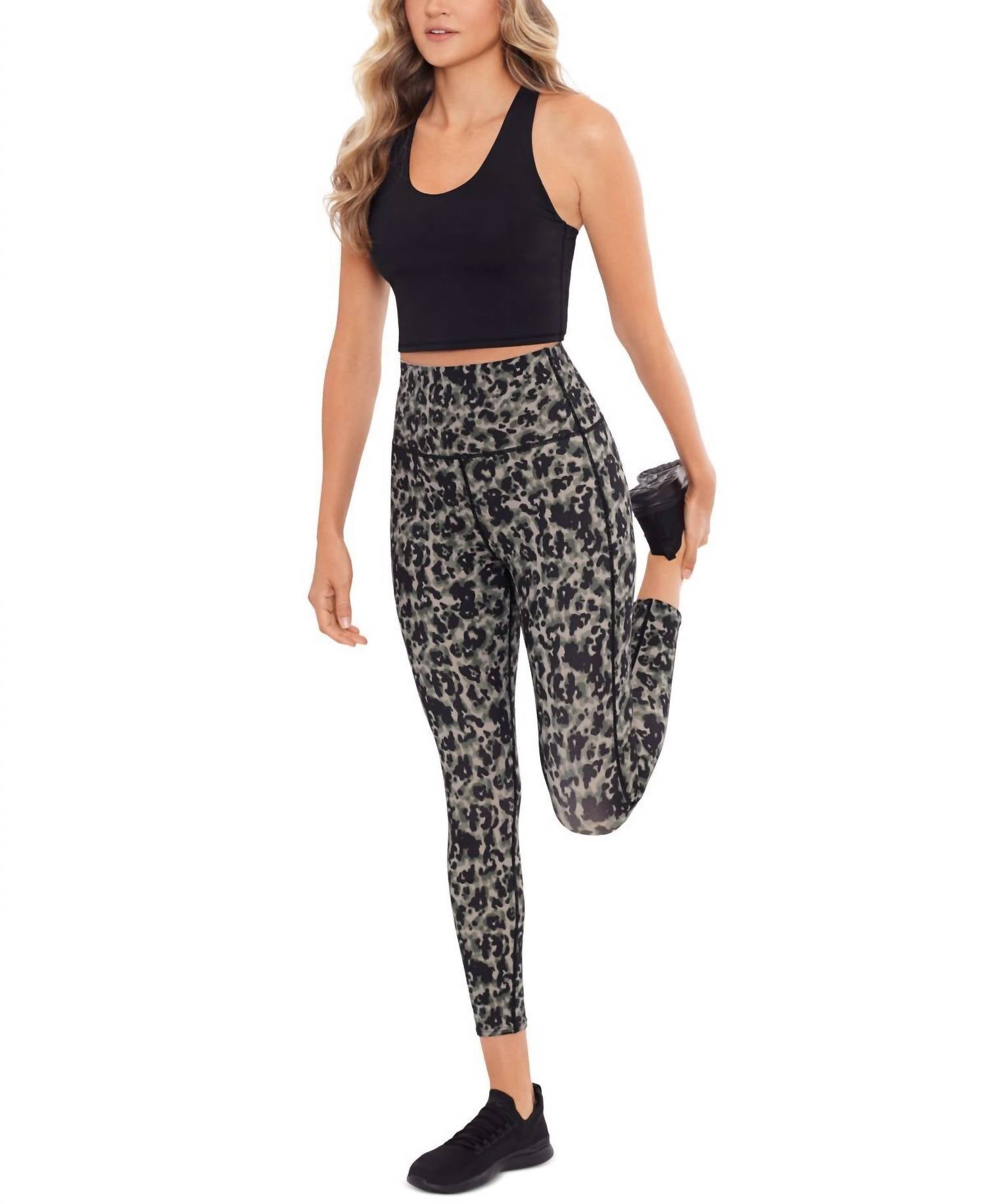 Miraclesuit - Tummy-Control Performance 7/8 Leggings
