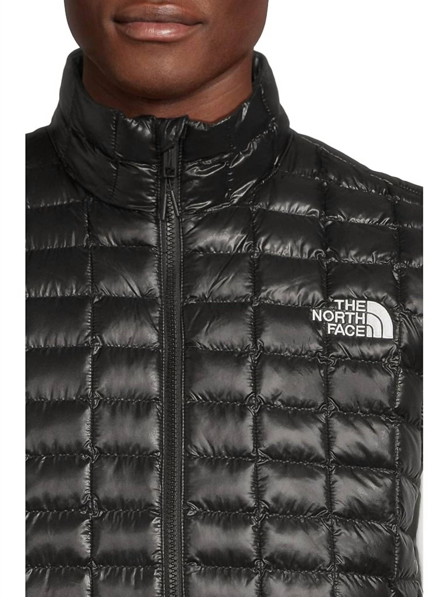 THE NORTH FACE Thermoball Vest in black npf - men's jacket - detail view