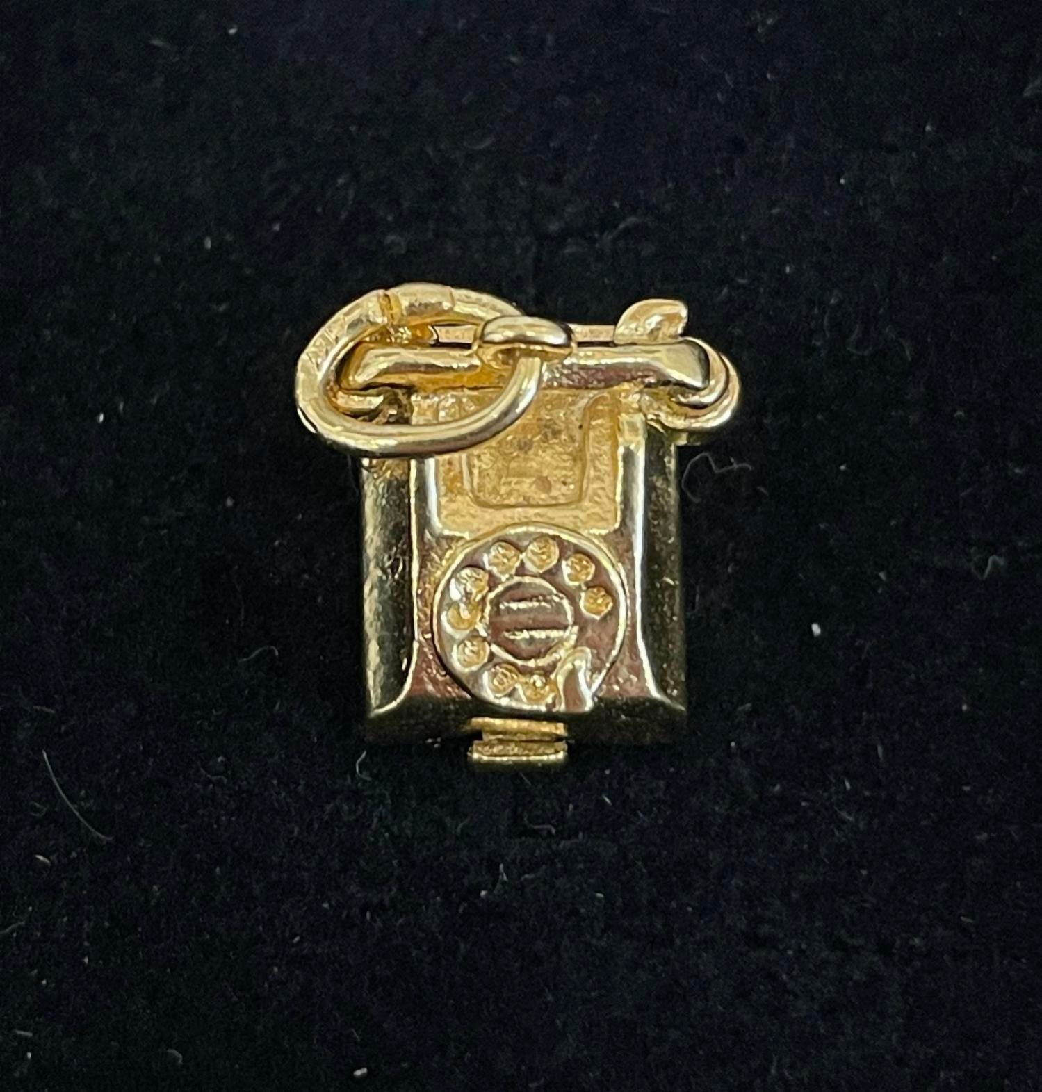 Azi Rasson - Women's Vintage Phone Charm