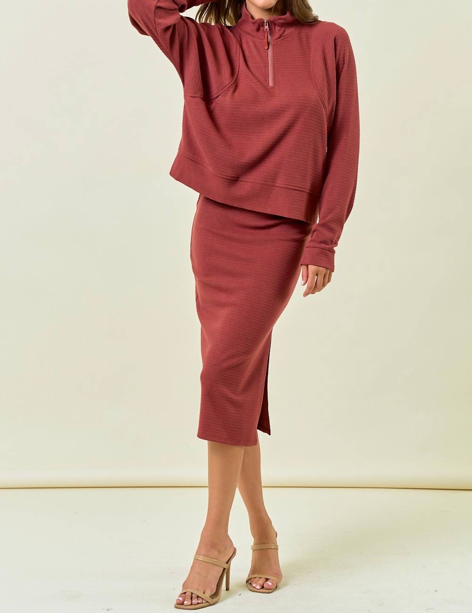 Doe And Rae - Stripe Textured Half Zip Top